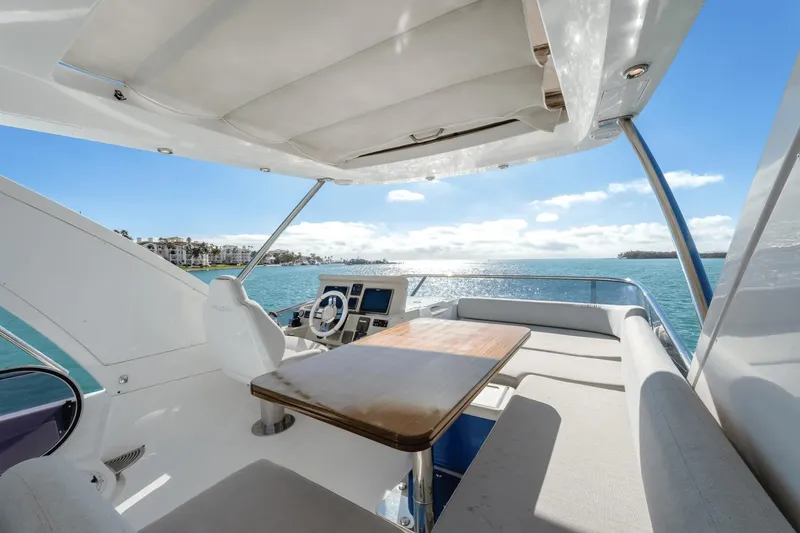 Slide: The Image of Azimut 50 Flybridge 2017 - 8