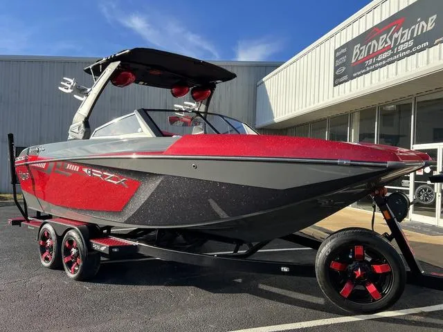 Slide: The Image of Tigé RZX3 2017 - 4