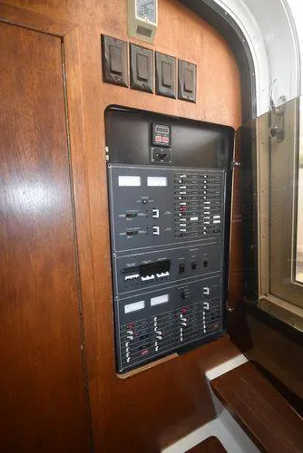 Slide: The Image of Tiara 4300 Open 1991 - 63