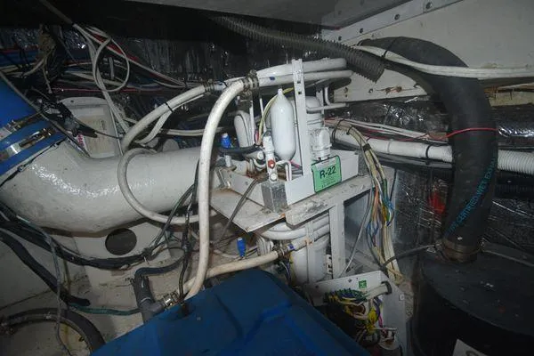 Slide: The Image of Tiara 4300 Open 1991 - 68