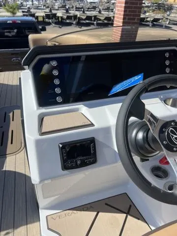 Slide: The Image of Veranda VX22RC LUXURY TRI-TOON 2024 - 26