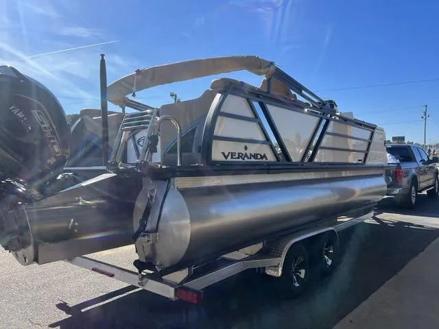 Slide: The Image of Veranda VX22RC LUXURY TRI-TOON 2024 - 7