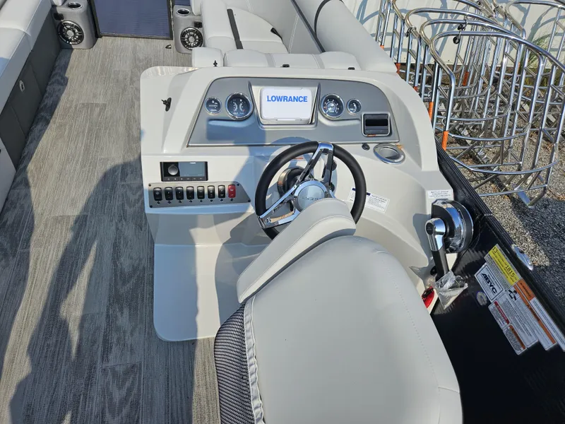 Slide: The Image of Crest Classic LX 220 SLC CPT 2024 - 13