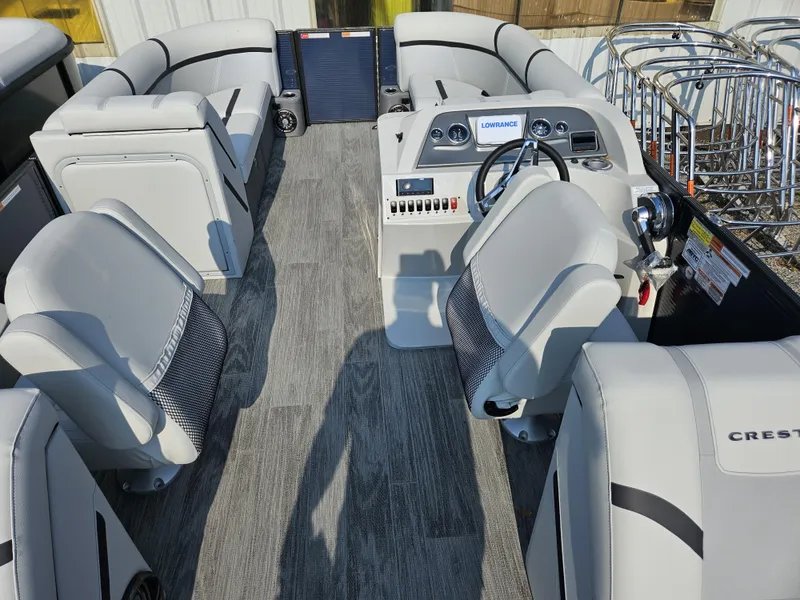 Slide: The Image of Crest Classic LX 220 SLC CPT 2024 - 3