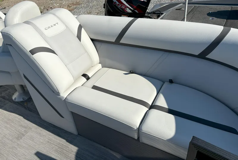 Slide: The Image of Crest Classic LX 220SLC CPT 2024 - 11