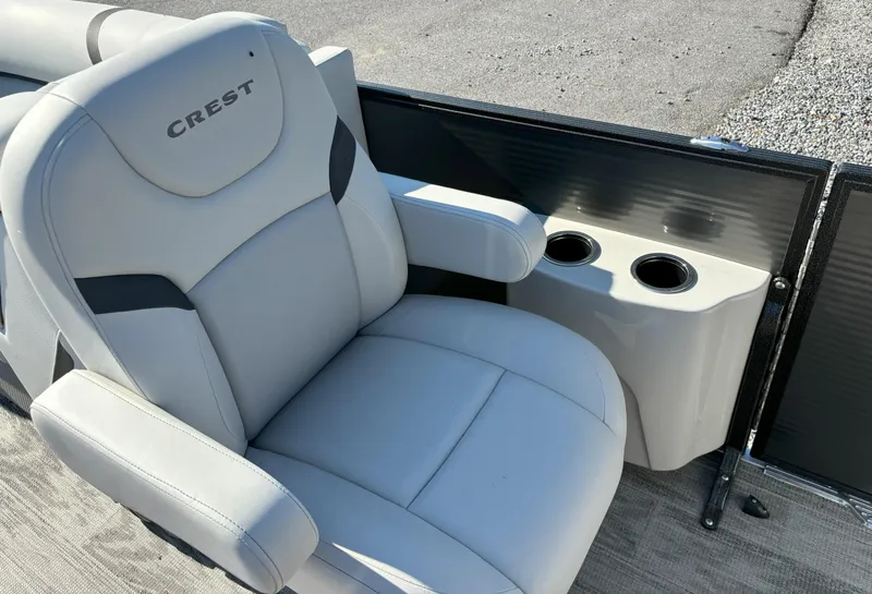 Slide: The Image of Crest Classic LX 220SLC CPT 2024 - 8