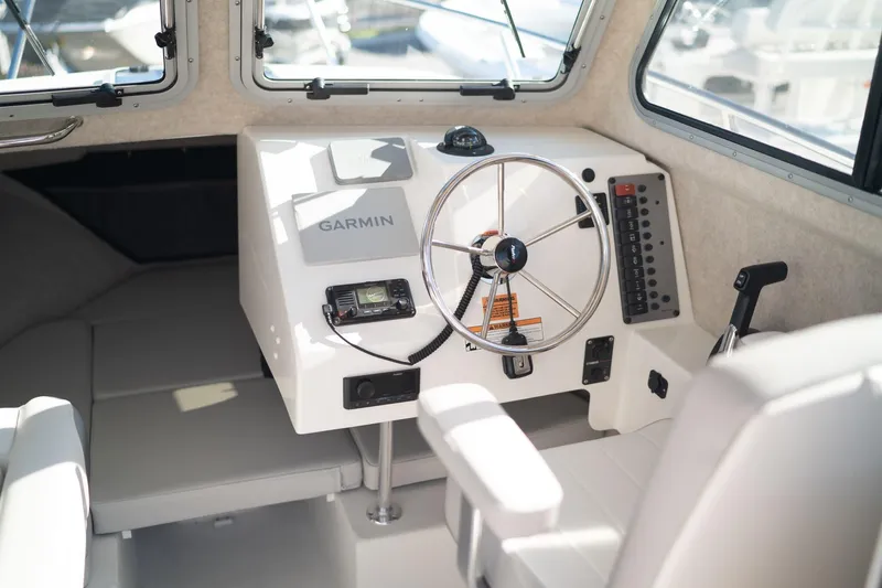 Slide: The Image of Parker Marine 2120 Sport Cabin 2025 - 8