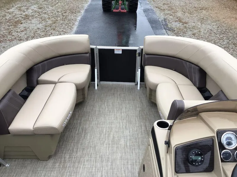 Slide: The Image of Sylvan 820 LZ Mirage 2024 - 9