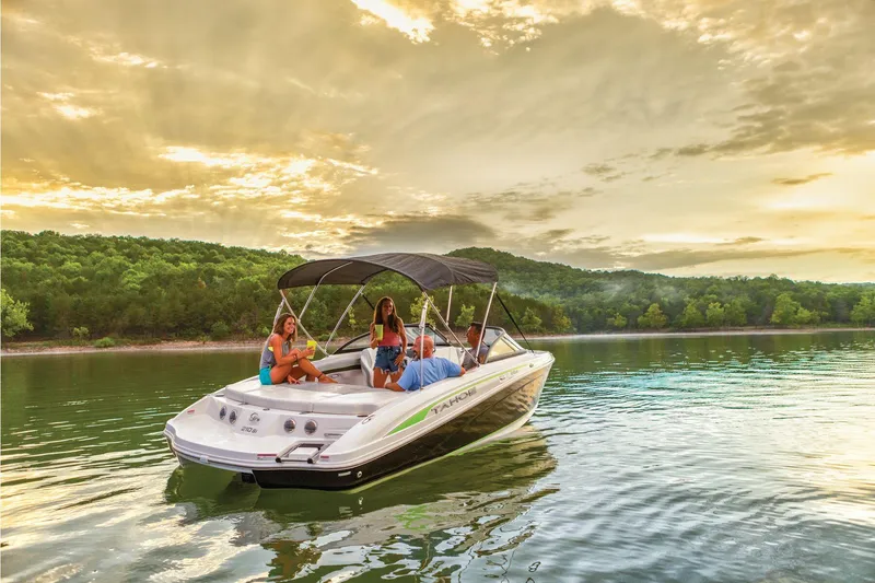 Slide: The Image of Manufacturer Provided Image: Tahoe 210 Si - 62