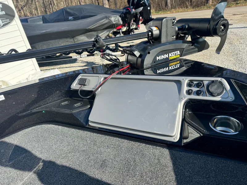 Slide: The Image of 2024 Ranger 1880MS boat with Minn Kota trolling motor and control panel. - 7