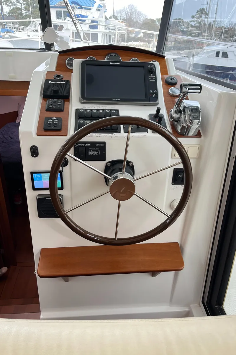 Slide: The Image of Beneteau Swift Trawler 34 2013 - 60