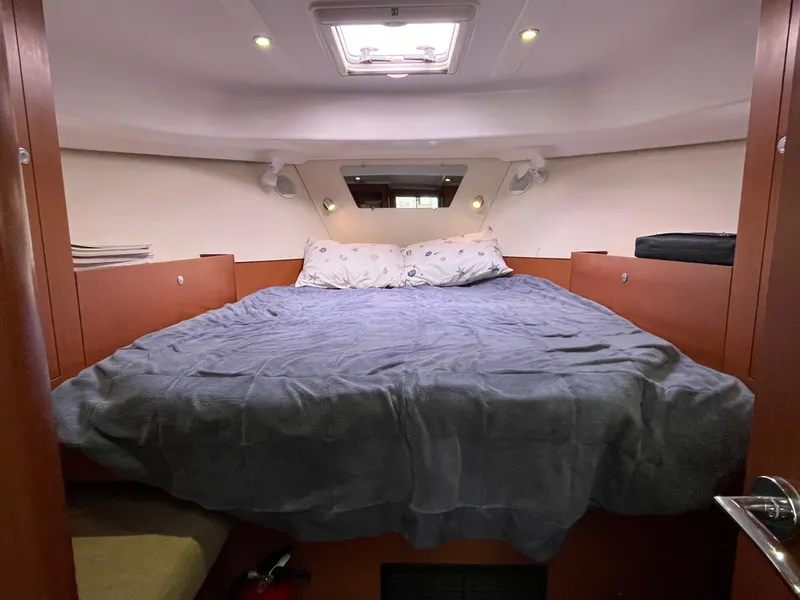 Slide: The Image of Beneteau Swift Trawler 34 2013 - 63