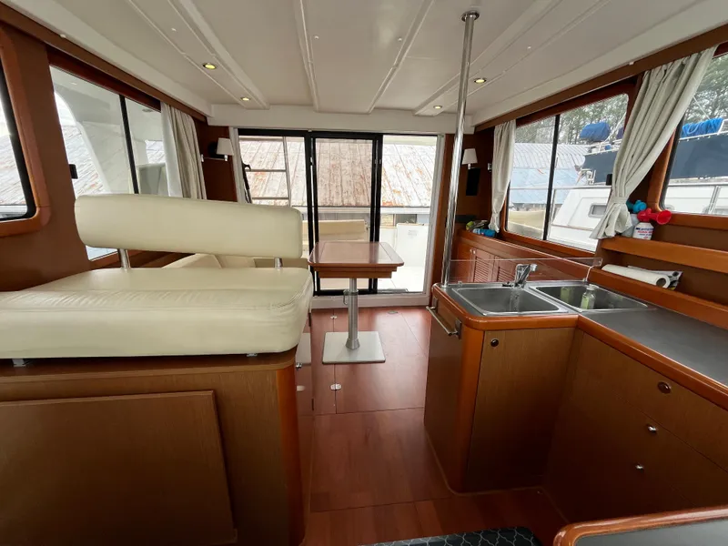 Slide: The Image of Beneteau Swift Trawler 34 2013 - 73