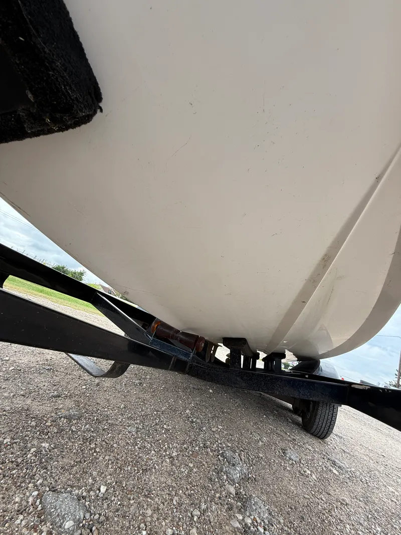 Slide: The Image of MALIBU WAKESETTER 23 LSV 2004 - 12