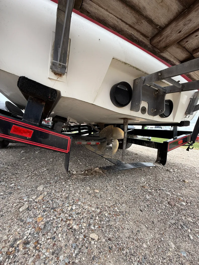 Slide: The Image of MALIBU WAKESETTER 23 LSV 2004 - 8