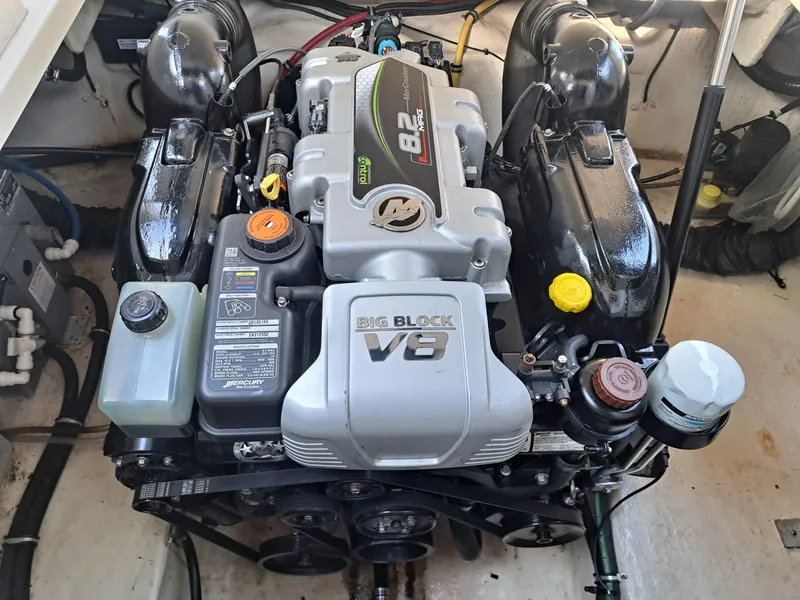 Slide: The Image of 2015 Monterey 295 Sport Yacht engine compartment with 8.2L V8 engine. - 31