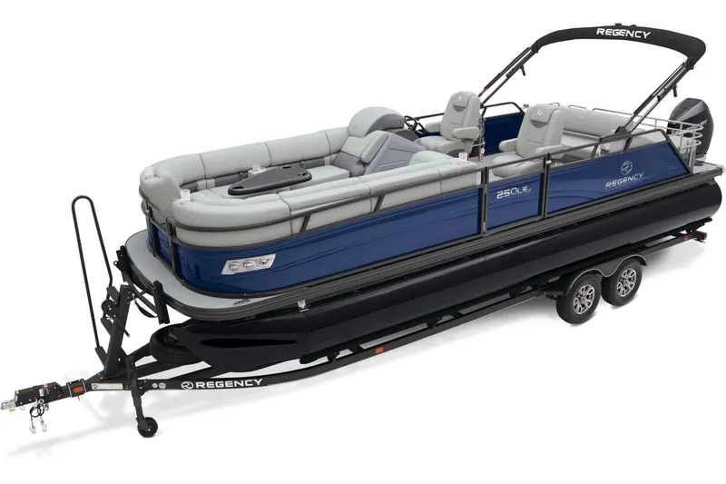 Slide: The Image of Regency 250 LE3 Sport 2024 - 1