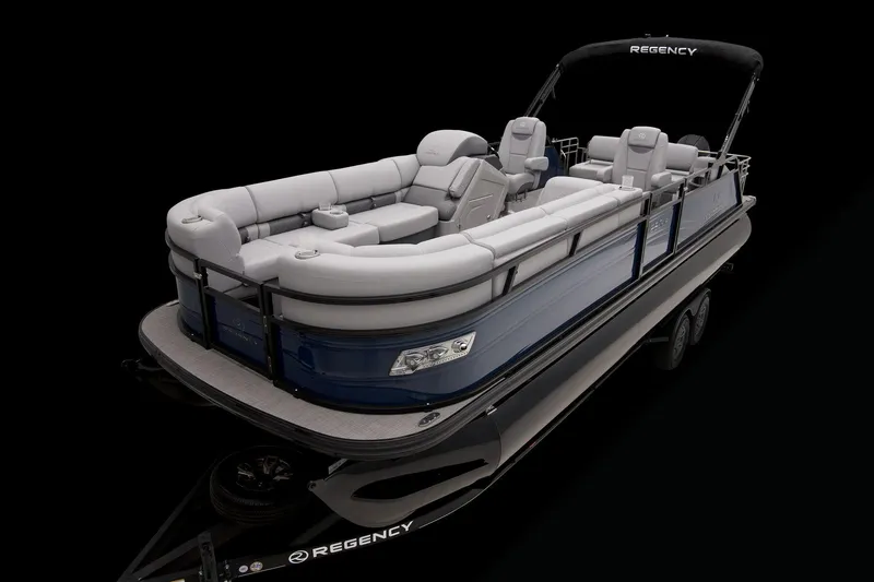 Slide: The Image of Regency 250 LE3 Sport 2024 - 14