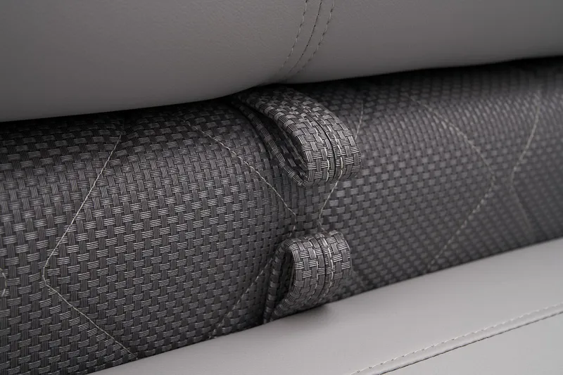 Slide: The Image of Regency 250 LE3 Sport 2024 - 27