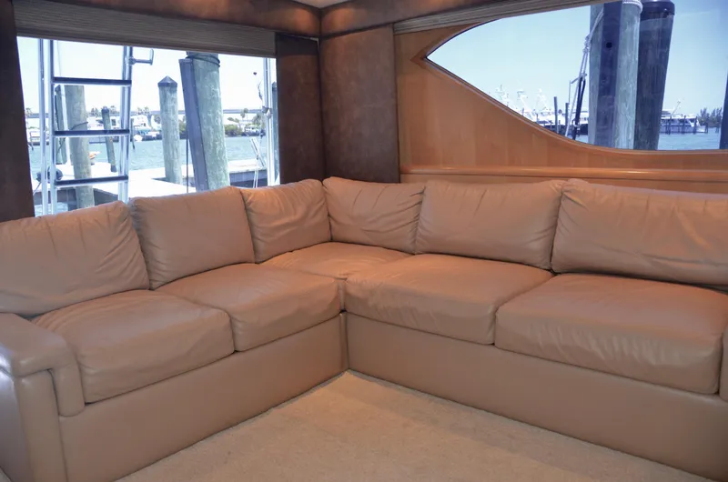 Slide: The Image of Hatteras 60 Down Time - Salon - 12