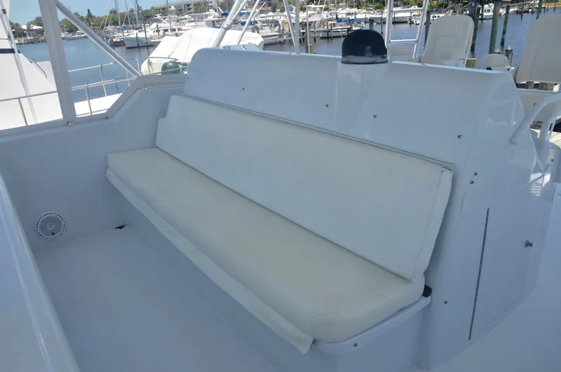 Slide: The Image of Hatteras 60 Down Time - Helm Seating - 5