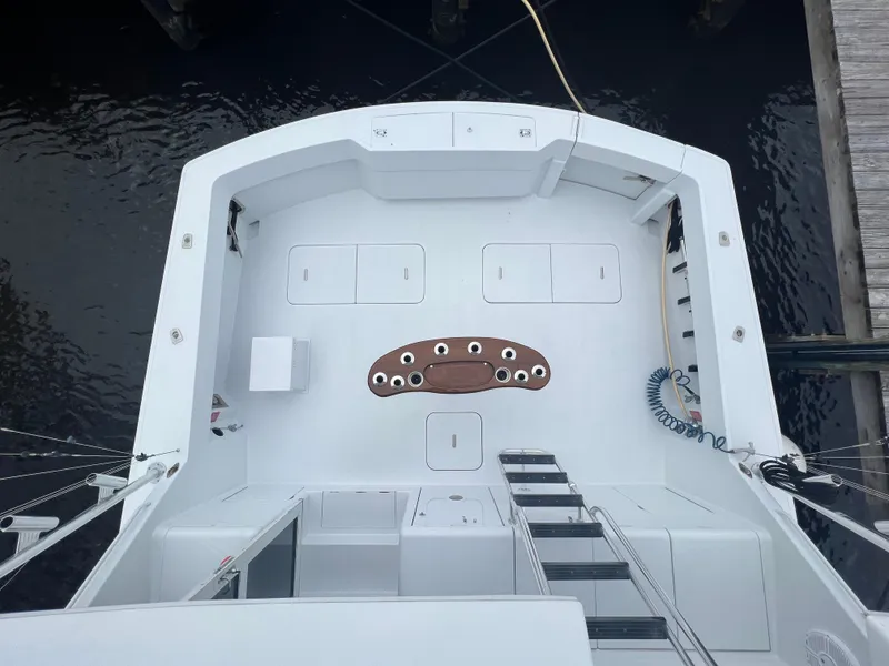 Slide: The Image of Hatteras 60 Down Time - Cockpit - 7