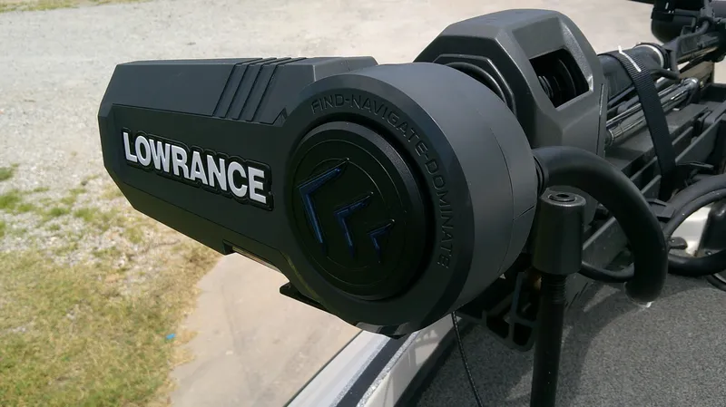 Slide: The Image of Triton 20 TRX Patriot 2017 - 12