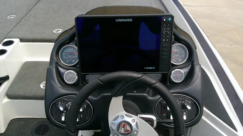 Slide: The Image of Triton 20 TRX Patriot 2017 - 7