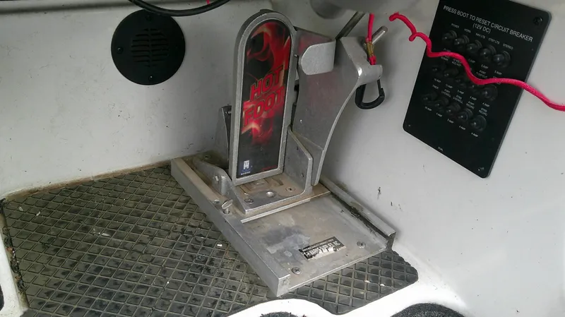 Slide: The Image of Triton 20 TRX Patriot 2017 - 8