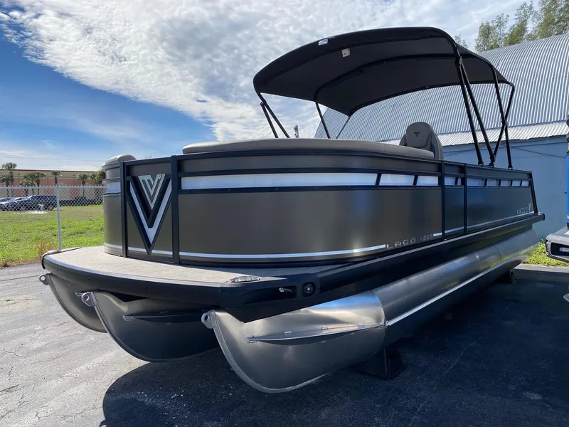 Slide: The Image of Viaggio LAGO 22S 2024 - 1