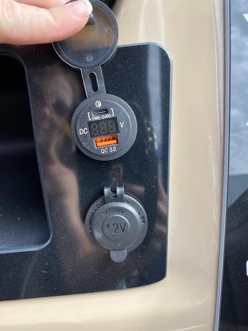 Slide: The Image of Viaggio LAGO 22S 2024 - 15