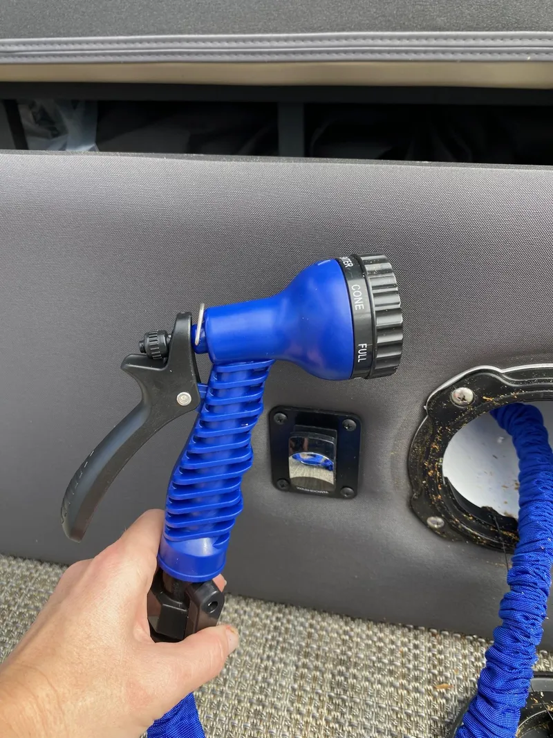 Slide: The Image of Viaggio LAGO 22S 2024 - 25