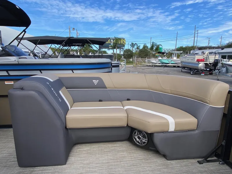 Slide: The Image of Viaggio LAGO 22S 2024 - 27