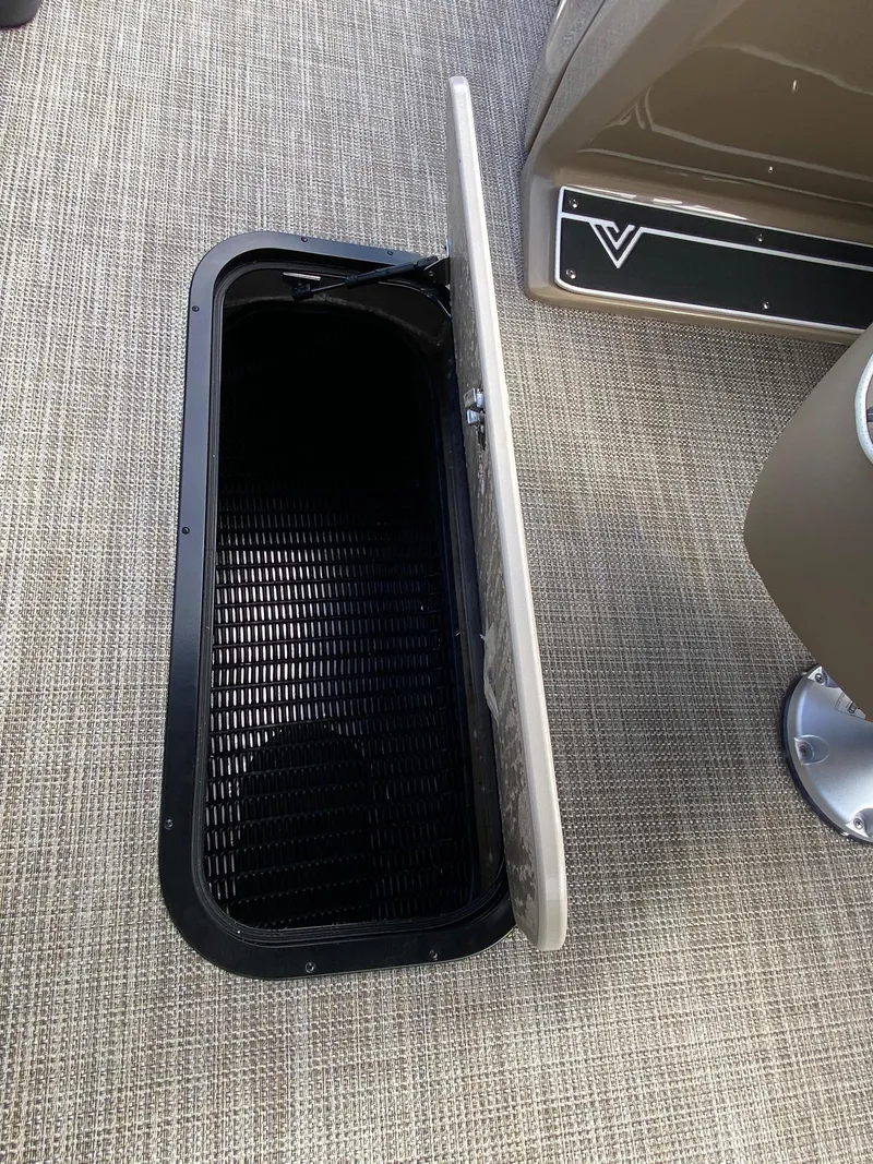 Slide: The Image of Viaggio LAGO 22S 2024 - 35