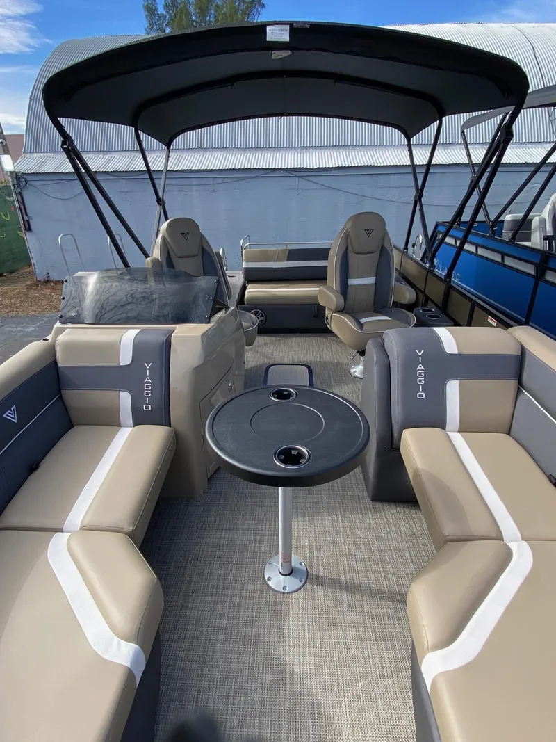 Slide: The Image of Viaggio LAGO 22S 2024 - 36