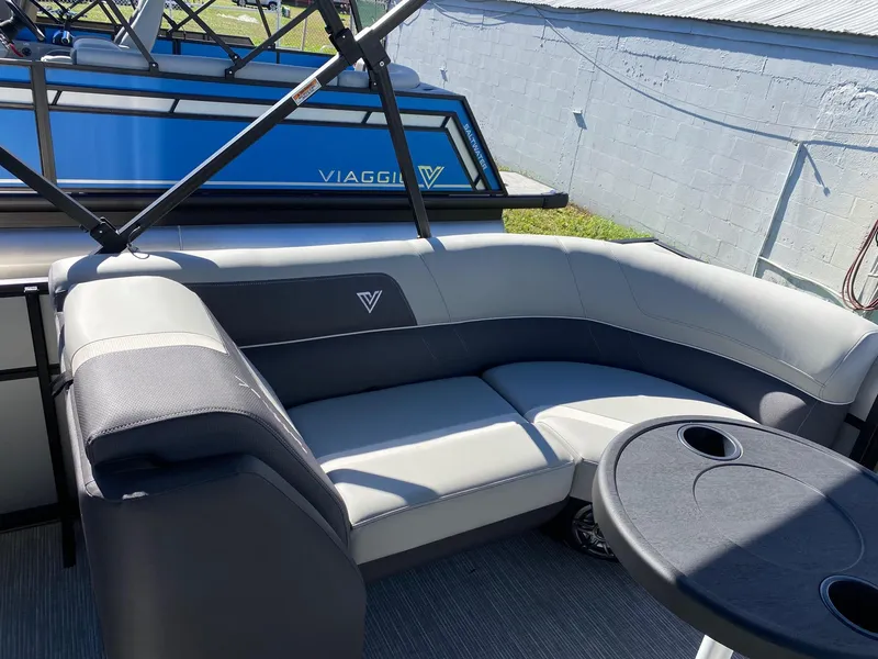 Slide: The Image of Viaggio Lago 22U 2024 - 17