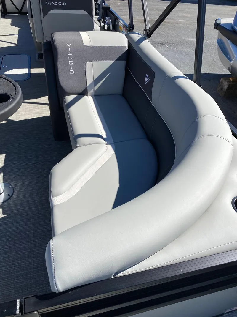 Slide: The Image of Viaggio Lago 22U 2024 - 21