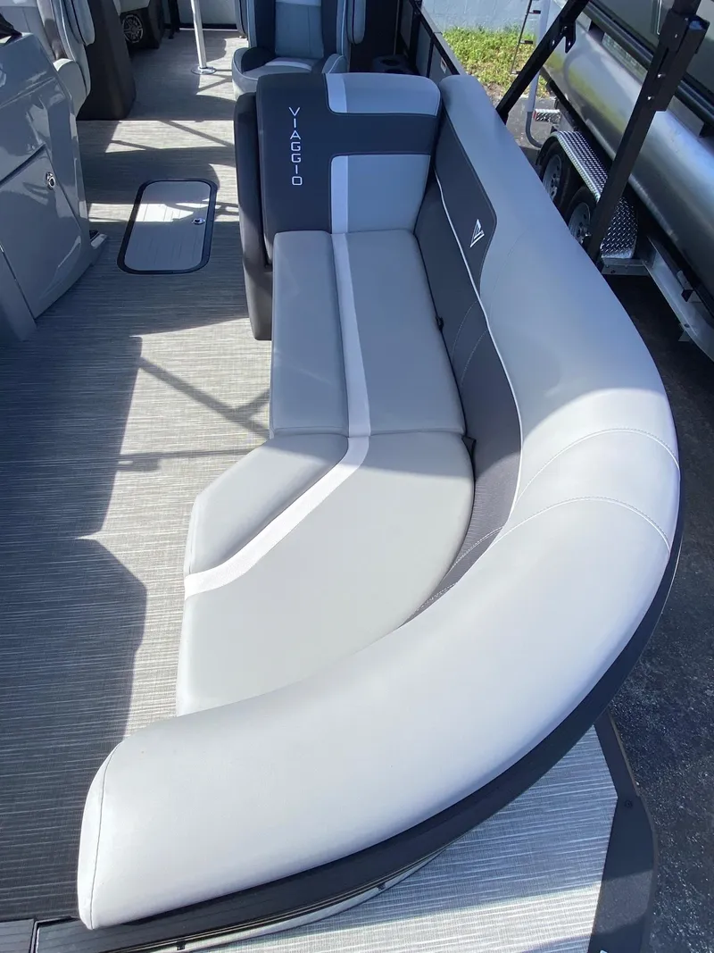 Slide: The Image of Viaggio Lago 22U 2024 - 31