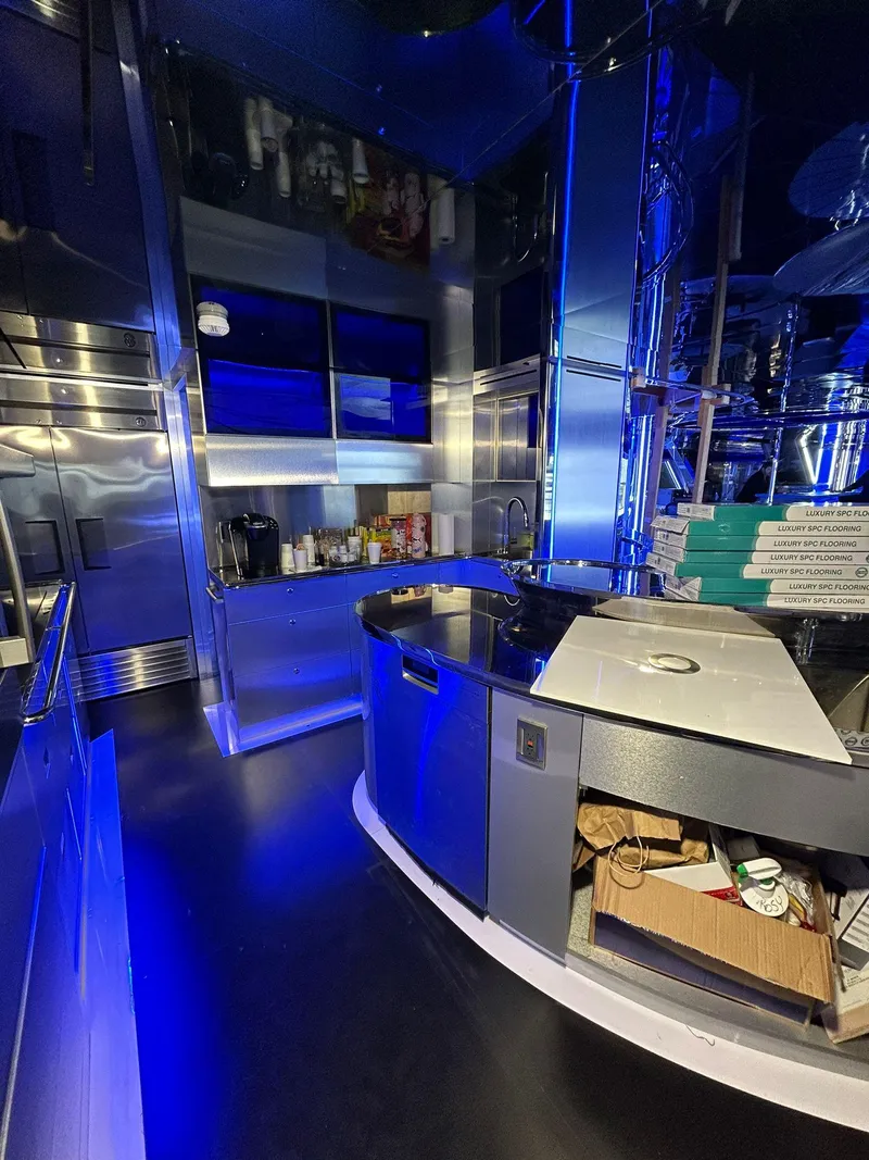 Slide: The Image of Heesen 141 Motor Yacht 1992 - 65