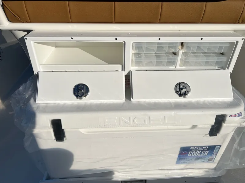 Slide: The Image of Skeeter SX230 2024 - 29