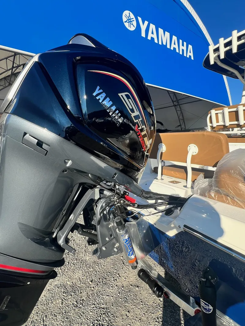 Slide: The Image of Skeeter SX230 2024 - 50