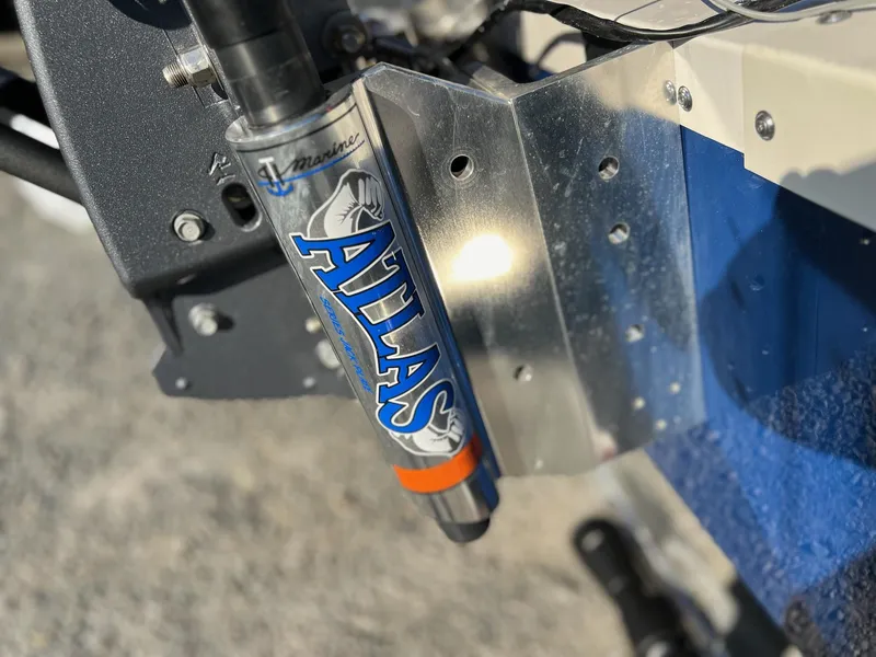 Slide: The Image of Skeeter SX230 2024 - 7