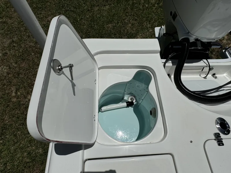 Slide: The Image of Livewell on a 2024 Sea Pro 230 Bay boat. - 44