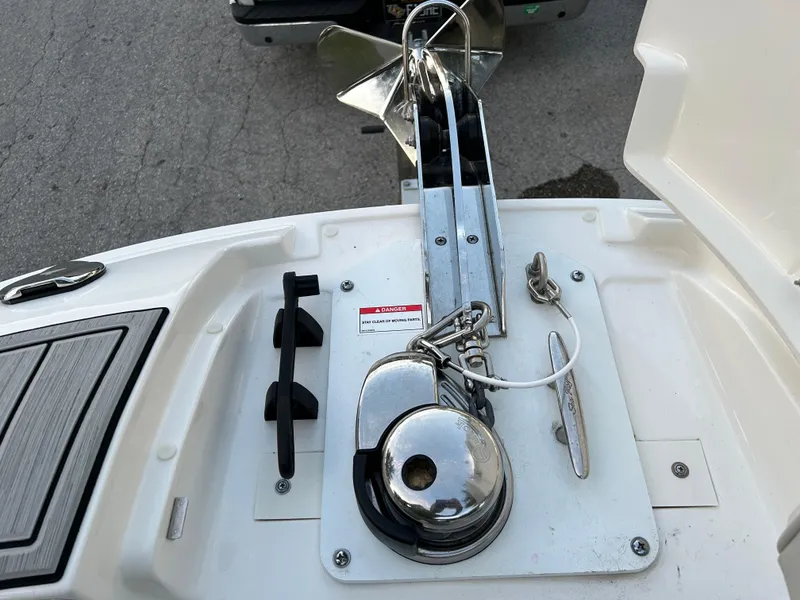 Slide: The Image of 2022 Sea Ray SDX 270 Outboard anchor system and deck details. - 35