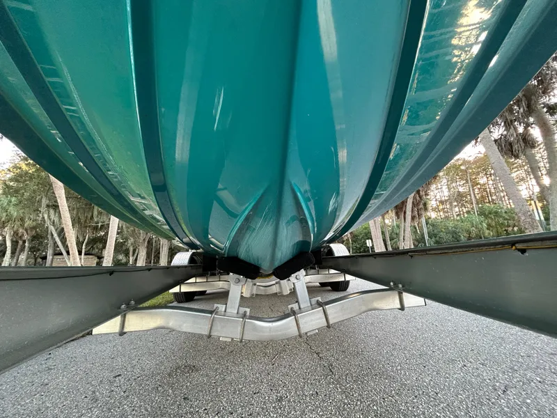 Slide: The Image of Sea Ray SDX 270 Outboard 2022 - 61