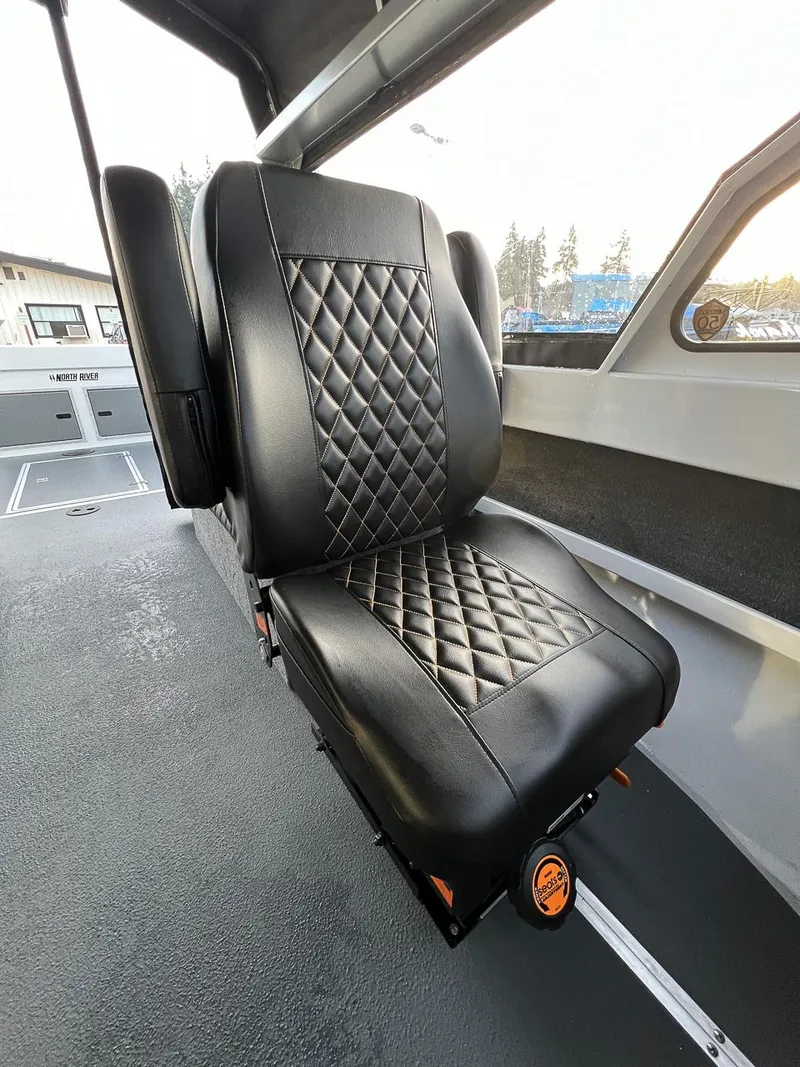 Slide: The Image of North River 24' Seahawk 2026 - 10