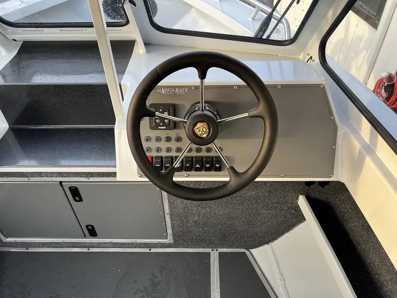 Slide: The Image of North River 24' Seahawk 2026 - 7