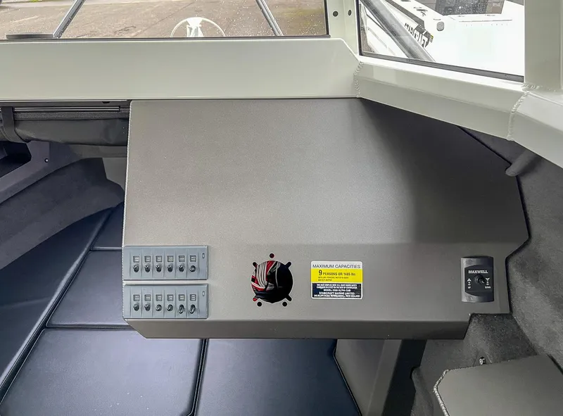 Slide: The Image of Stabi-Craft 2500 Ultracab XL 2026 - 10