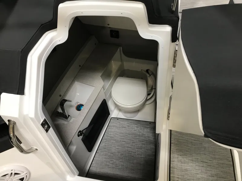 Slide: The Image of Cobalt R8 2024 - 21