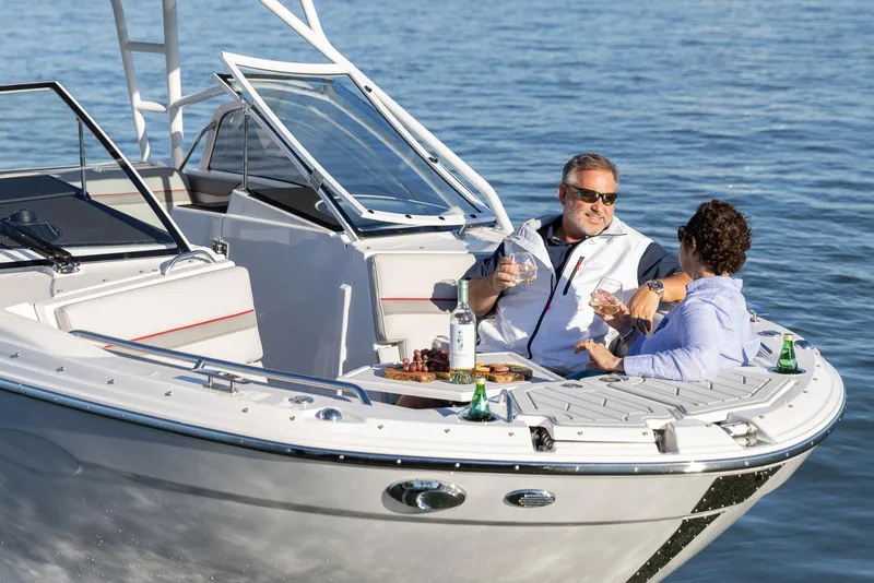 Slide: The Image of Solara 250 Dual Console 2024 - 37